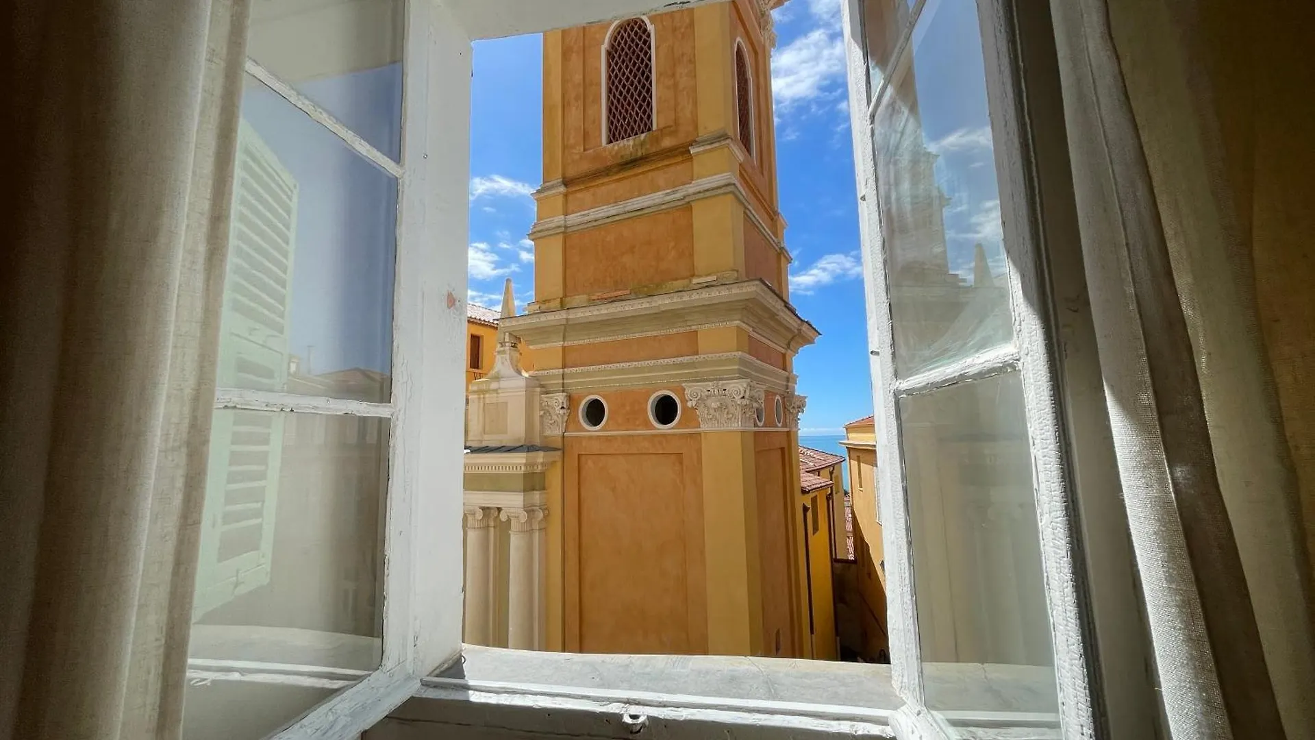 Smichel View Apartment Menton France