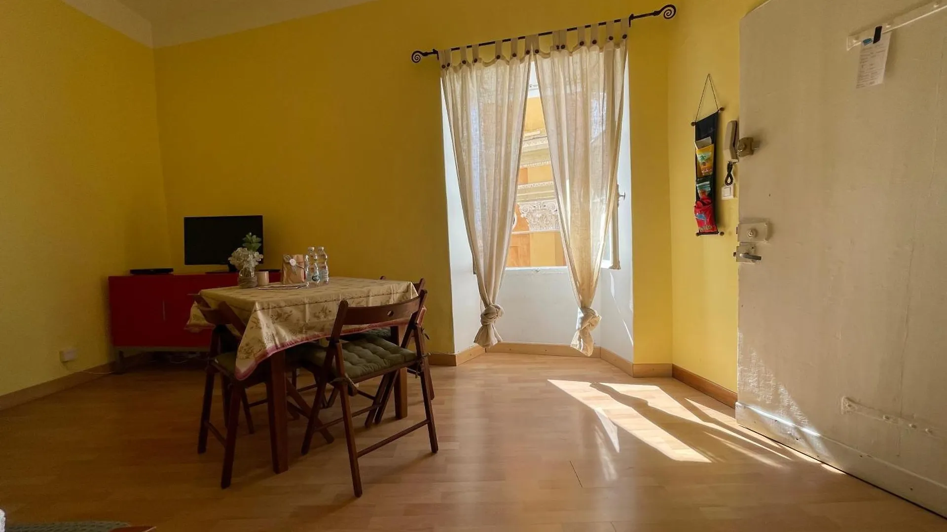 Smichel View Apartment Menton 0*,